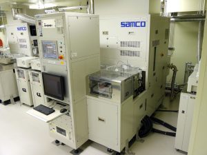 深堀りドライエッチング装置<br>Reactive Ion Deep Silicon Etcher