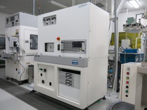 ウエハ接合装置<br>Surface Activated Wafer Bonder